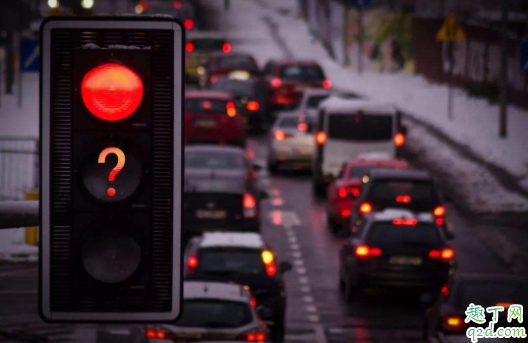 等紅綠燈可以不拉手剎嗎 為什么手剎冬天凍住了1