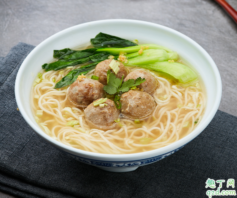 原味湯粉湯底放什么調(diào)料更好吃 原味湯粉湯底怎么做比較好2