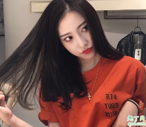 小壞蛋秀場怎么下載 小壞蛋秀場app二維碼分享1