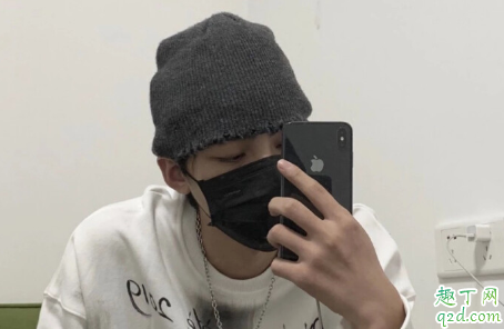 分手還故意氣你的男人愛你嗎 前任刷存在感什么心理1