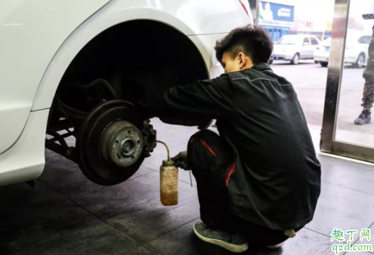 剎車油重要嗎 剎車油會變少嗎4