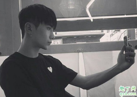 男朋友突然開(kāi)竅了怎么回事 男朋友突然對(duì)我很好是不是出軌了1