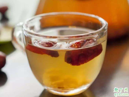 孕婦喝銀耳蓮子羹好嗎 懷孕時(shí)候能不能喝奶茶4