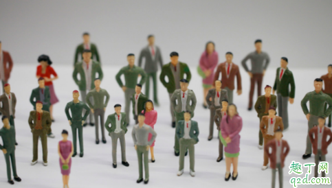 剛畢業(yè)大學(xué)生先工作還是創(chuàng)業(yè) 大學(xué)畢業(yè)生應(yīng)該自己創(chuàng)業(yè)嗎4