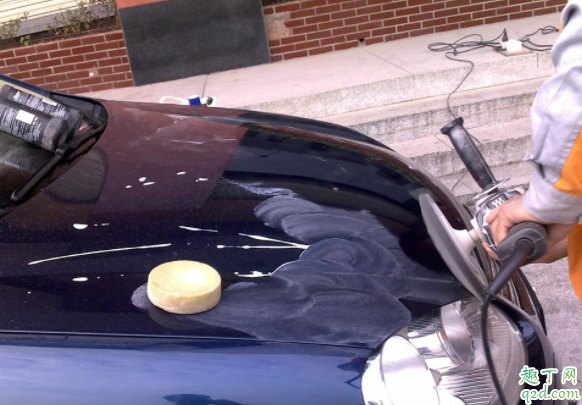 新車使用什么樣的車蠟 新車打蠟好嗎傷漆嗎1