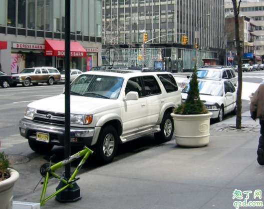 車(chē)長(zhǎng)時(shí)間停放怎樣不傷車(chē) 長(zhǎng)期停放的車(chē)怎么保養(yǎng)3