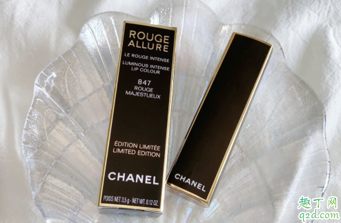 香奈兒847適合黃皮嗎 香奈兒2019圣誕限量847口紅試色1
