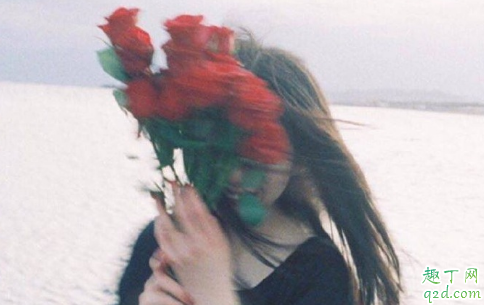 女生不停發(fā)信息男生會(huì)煩嗎 引導(dǎo)男生主動(dòng)聊天有什么技巧4