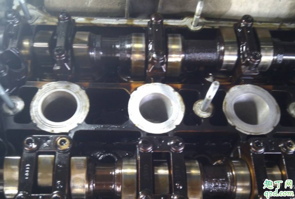 拆氣門要不要換氣門油封 氣門油封為什么會老化2