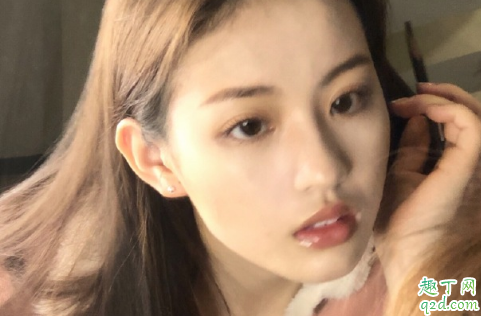 出軌女人下體會(huì)有哪些癥狀 女人忘掉出軌對(duì)象需要多久2