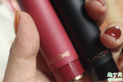 蘭蔻紅管507和黑管507區(qū)別是什么 蘭蔻507黑管和紅管試色對(duì)比1