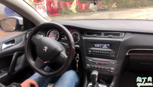 手剎沒松開車會造成什么后果 手剎拉到底長時間有沒有危害3