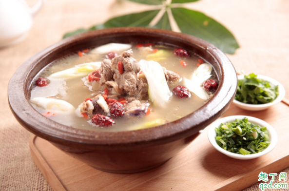 如何去除羊肉膻腥味 加什么可以去除羊肉膻腥味1