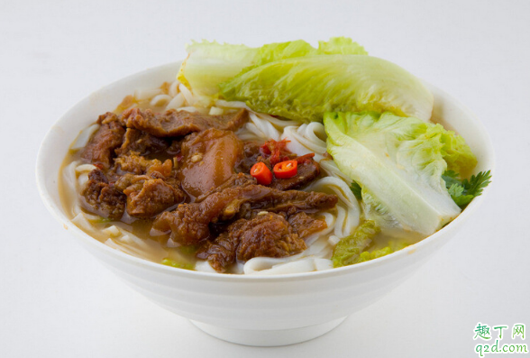 原味湯粉湯底放什么調(diào)料更好吃 原味湯粉湯底怎么做比較好1