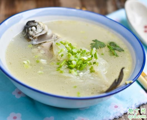 鯽魚湯變白有什么技巧嗎 鯽魚湯發(fā)白的關鍵是什么3