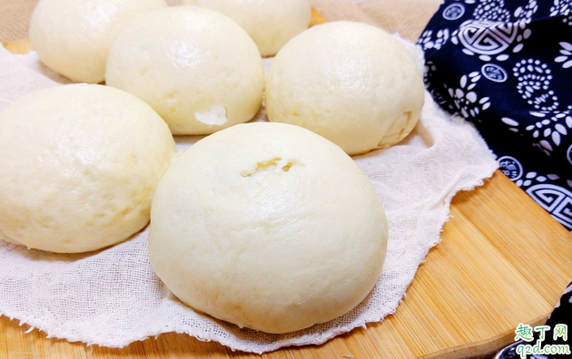 為什么饅頭包子涼了會(huì)變硬 如何讓包子饅頭放涼也不硬1