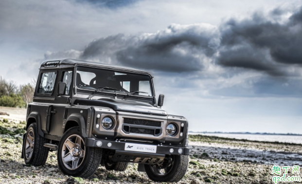 起步時(shí)電子手剎怎么操作 電子手剎起步用放下嗎3