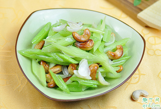 炒芹菜要不要放糖 炒芹菜為什么放糖1