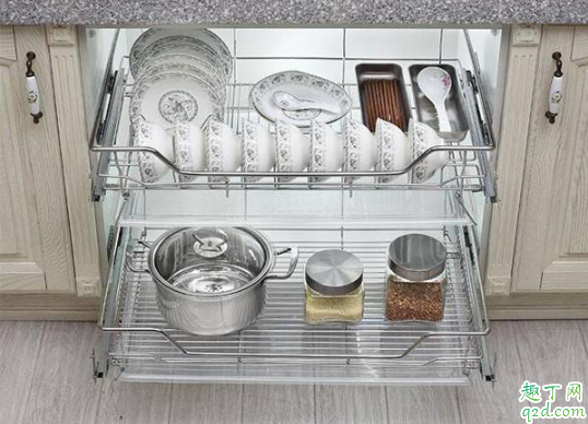 櫥柜裝拉籃好還是不裝拉籃好 櫥柜裝拉籃的優(yōu)缺點(diǎn)3