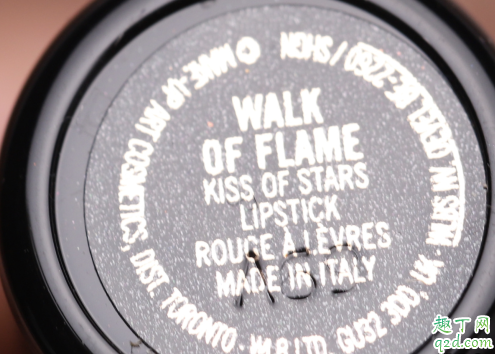 mac2019圣誕限定walk of flame好看嗎 mac walk of flame口紅試色6