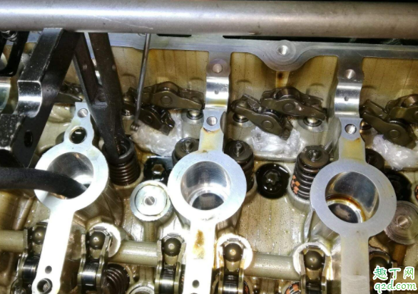 拆氣門要不要換氣門油封 氣門油封為什么會老化3