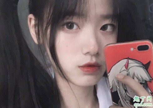 一個男的咬你胸說明什么 男朋友吻你胸該叫嗎3