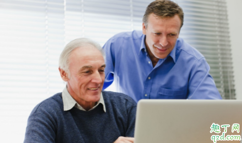 和公司同事聊不到一起怎么辦 公司沒有合群的人要辭職嗎1