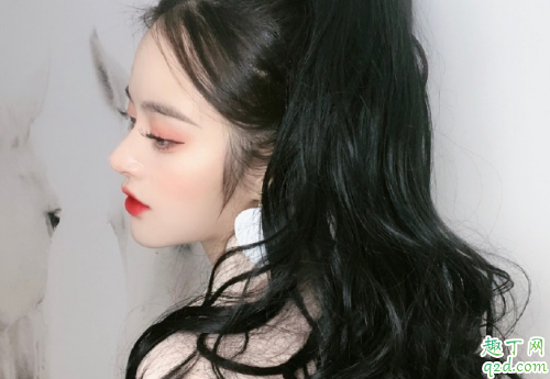 自卑和抑郁哪個(gè)更可怕 抑郁是由自卑引起的嗎1