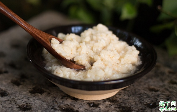 糯米酒過(guò)幾天才能完全發(fā)酵 糯米酒發(fā)酵幾天吃最好2