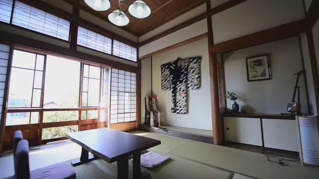 日本黎里古鎮(zhèn)水岸寒舍民宿，一起住進這座海邊