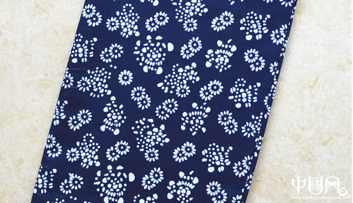中國民族風(fēng)藍(lán)印花布圖片