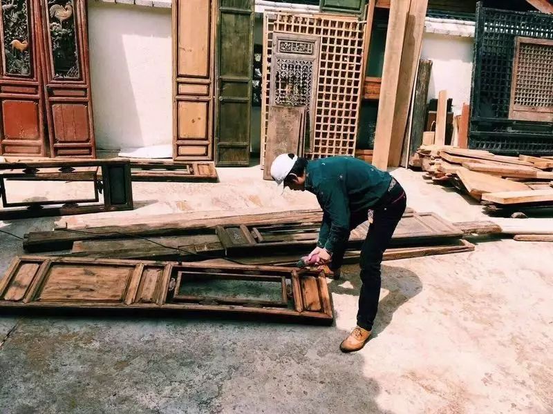 束河桃花塢，在茶馬古道浮生清閑陪父母慢慢變