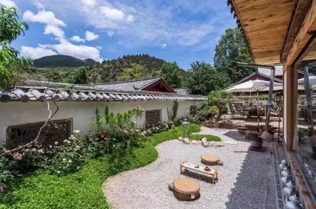 束河桃花塢，在茶馬古道浮生清閑陪父母慢慢變