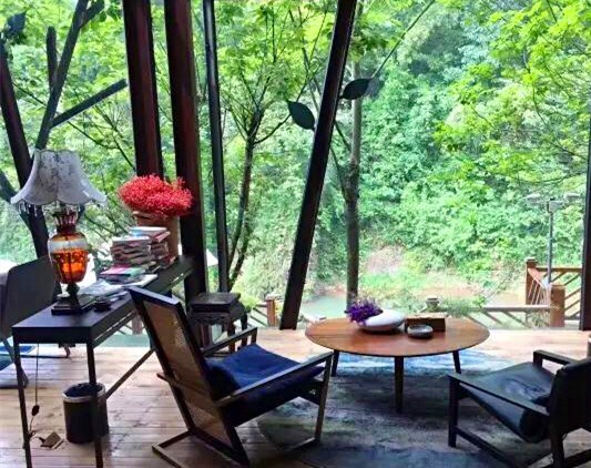 瓜洲云裳山村，春風(fēng)又綠江岸春