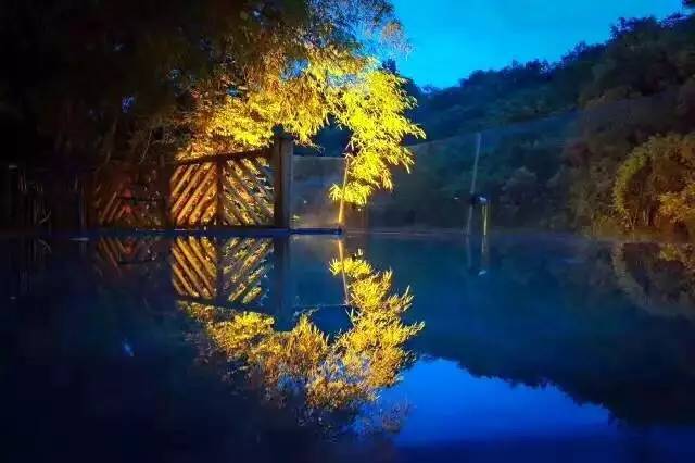 瓜洲云裳山村，春風(fēng)又綠江岸春