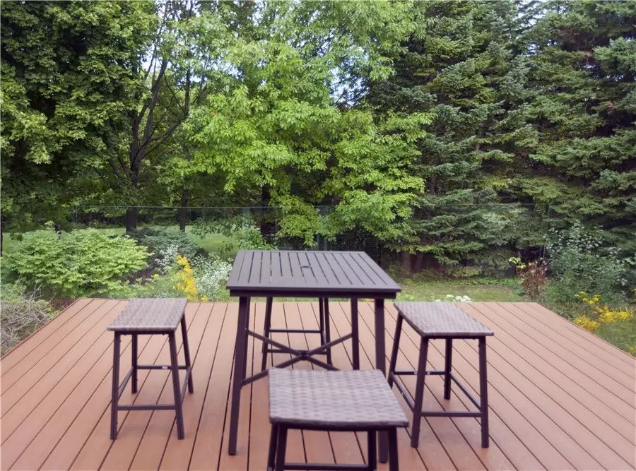 多村一號(hào)，在海外住進(jìn)小別墅慢條思理地生活