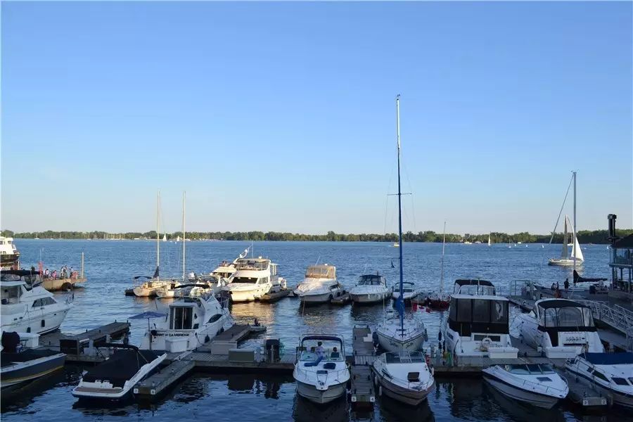 多村一號(hào)，在海外住進(jìn)小別墅慢條思理地生活