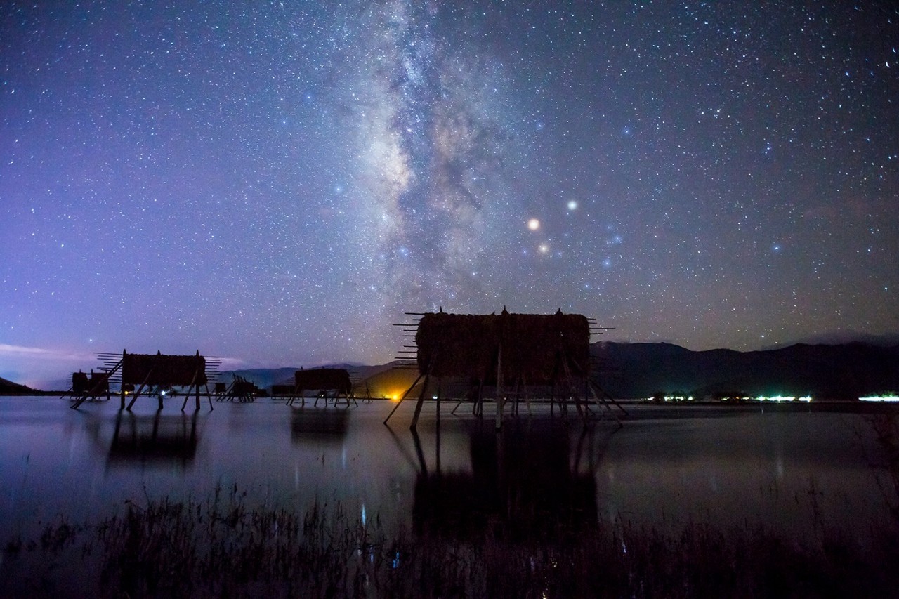 香格里拉薩洛頤度假酒店，以上帝視角看納帕海
