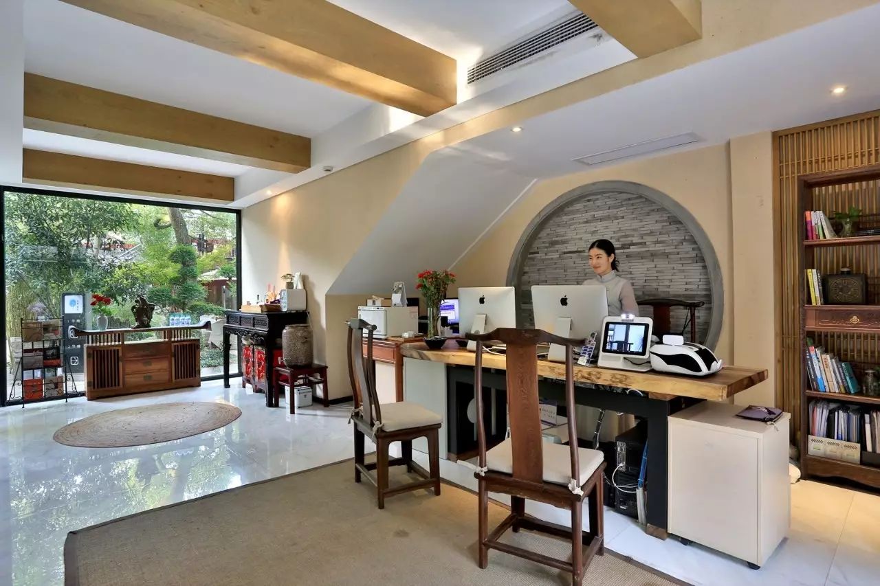 美豪西湖店，枕著西湖的美景入眠