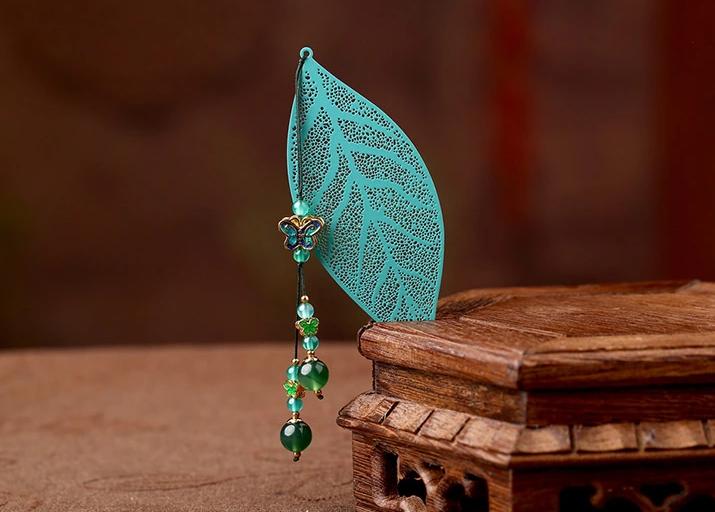 鏤空樹(shù)葉家佳樂(lè)文學(xué)綠色復(fù)古文藝書(shū)簽