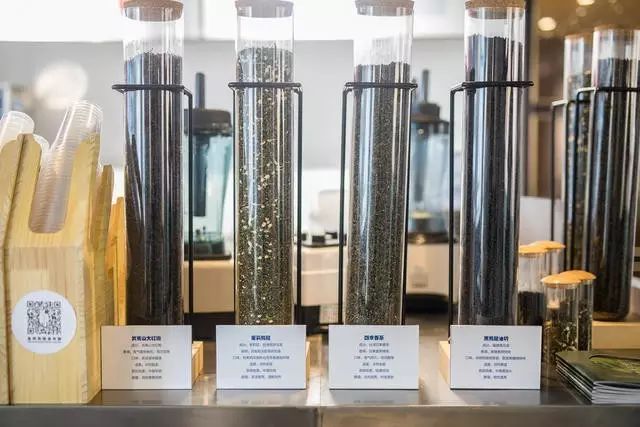 烏龍先生，用心做好茶發(fā)揚(yáng)博大精深的茶文化