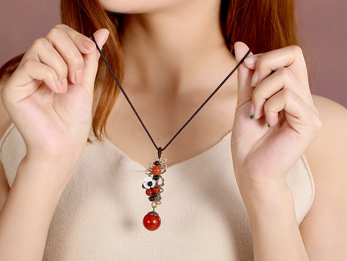 簡約民族風(fēng)瑪瑙吊墜裝飾飾品項鏈