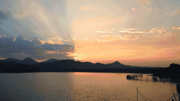 珀洱半坡，在竹海樹林之間盡享山間好風(fēng)光