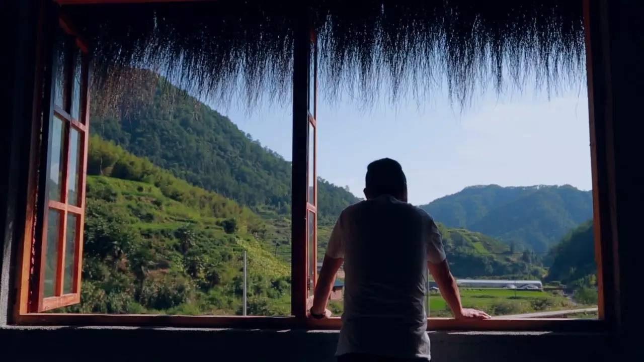 螞蟻尚墅，在山谷的花田美舍里生活