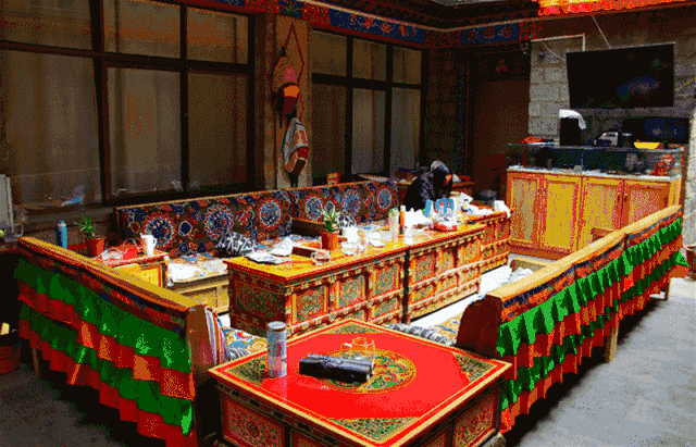 湖州嶺霧，在云霧之巔把自然搬進(jìn)屋內(nèi)