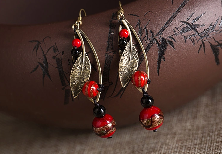 紅琉璃樹葉首飾復古氣質(zhì)耳環(huán)