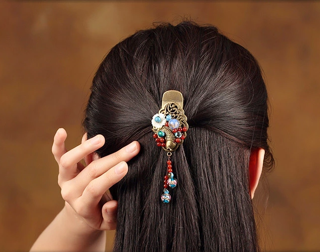 一尾游魚發(fā)夾，復(fù)古風(fēng)鴨嘴夾頭飾