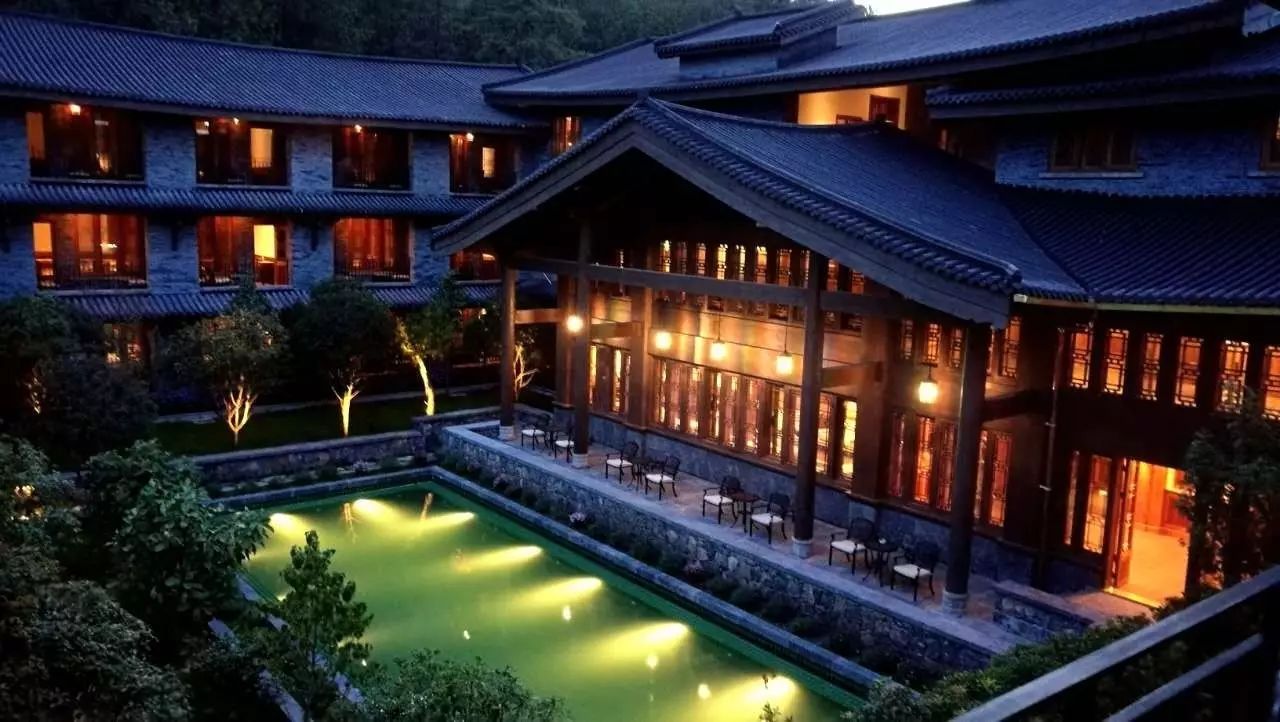 松贊麗江林卡，歷經(jīng)千百年歲月流淌的歷史古建