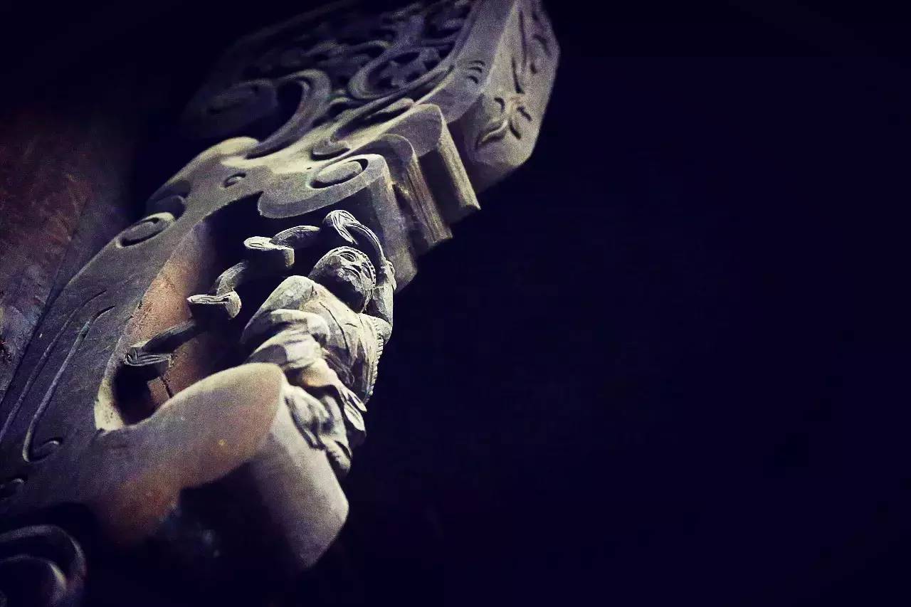 塘棲古鎮(zhèn)小茶姑娘，古鎮(zhèn)溪邊沐浴清風(fēng)滌蕩心靈