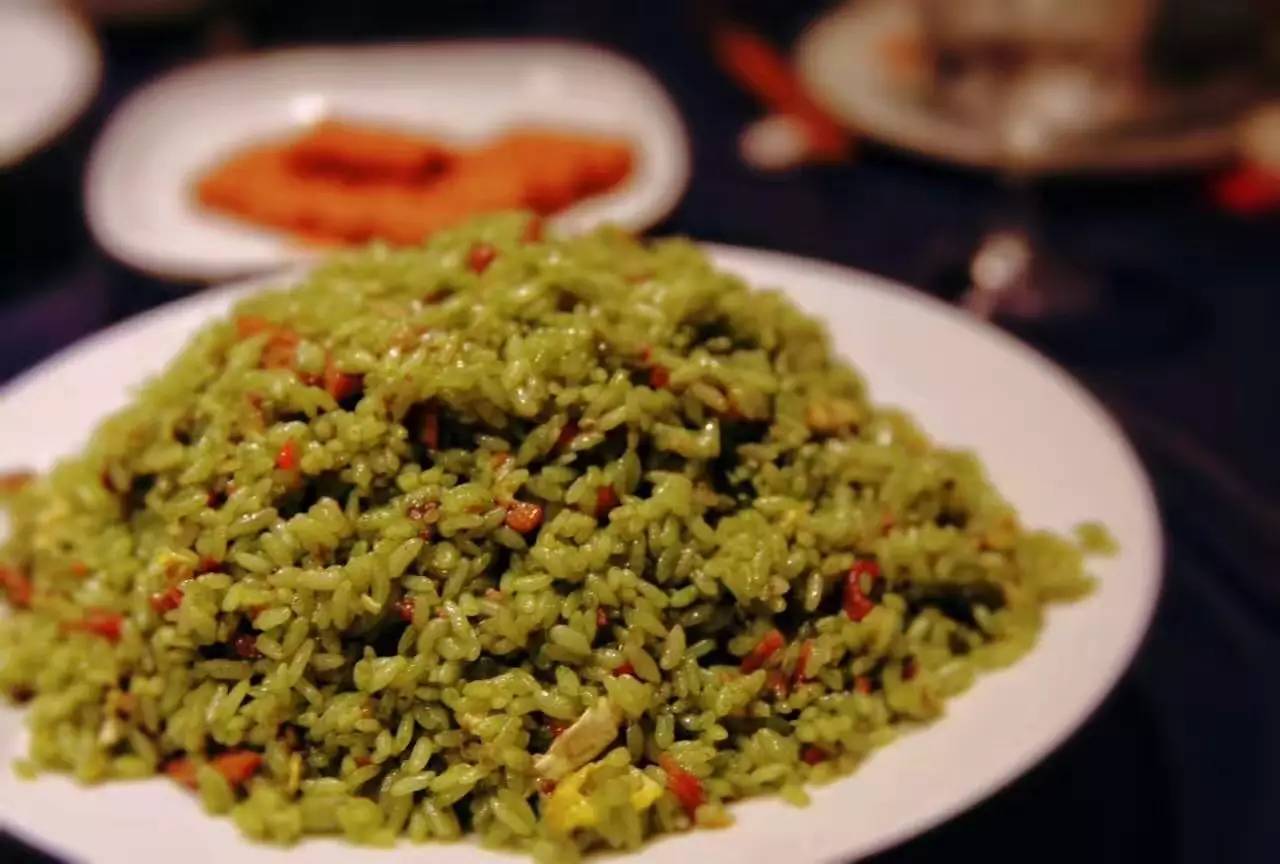 塘棲古鎮(zhèn)小茶姑娘，古鎮(zhèn)溪邊沐浴清風滌蕩心靈